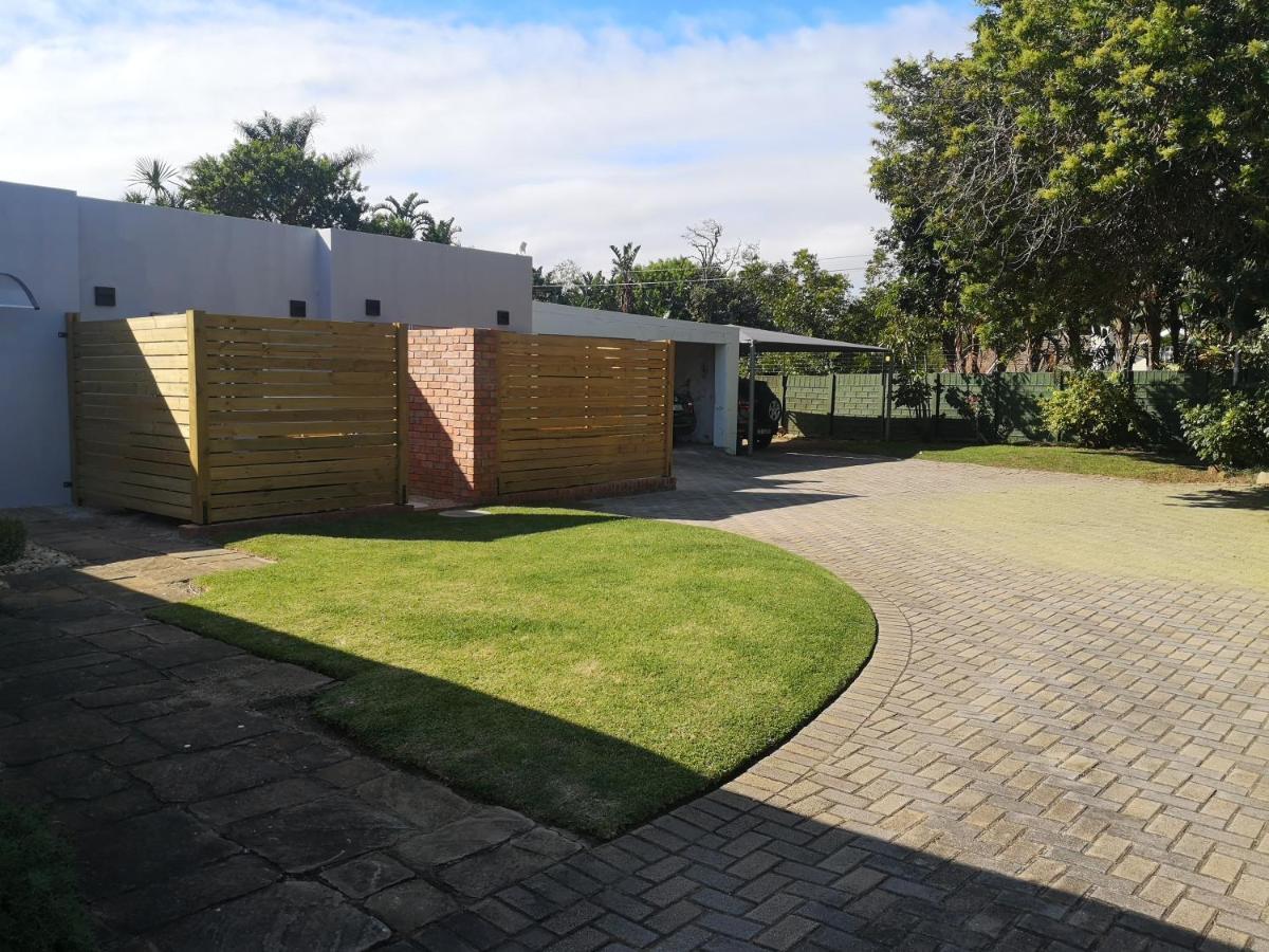 Secure, Private, Queen Room Close To Airport ポート・エリザベス エクステリア 写真